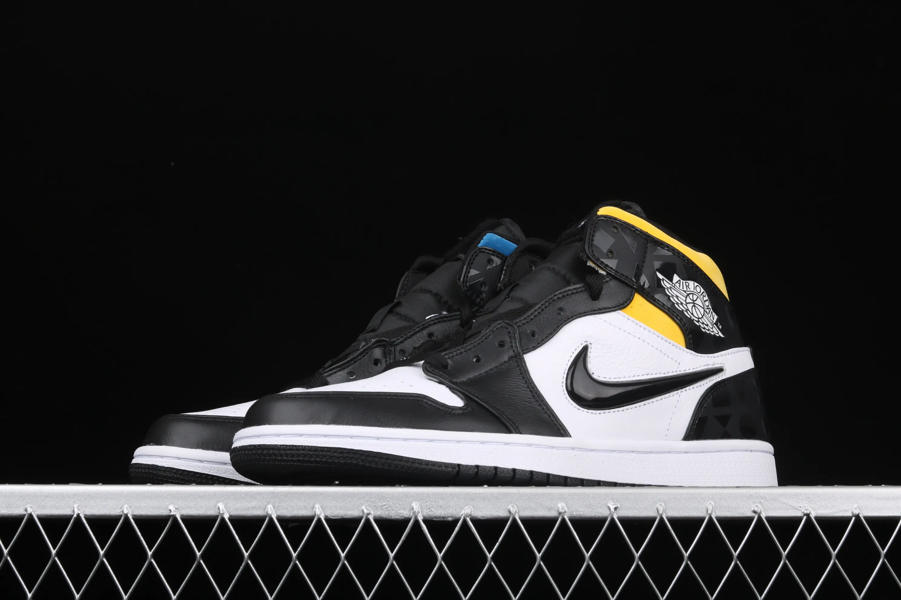 All categories Air Jordan Jordan series basketball shoes Air Jordan 1 Mid Air Jordan 1 Quai 54 Mid (2019) AJ1 Joe 1 China series French streetball four-color mandarin duck CJ9219-001